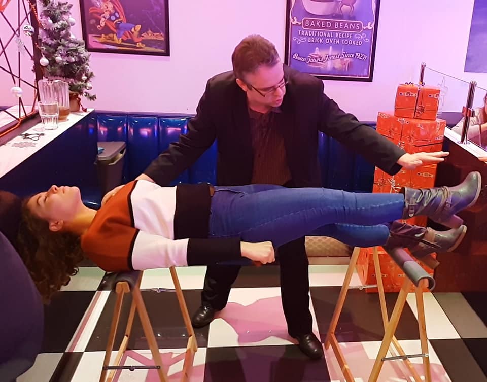 Soirée Hypnose “Noël” au Memphis Coffee de Roncq