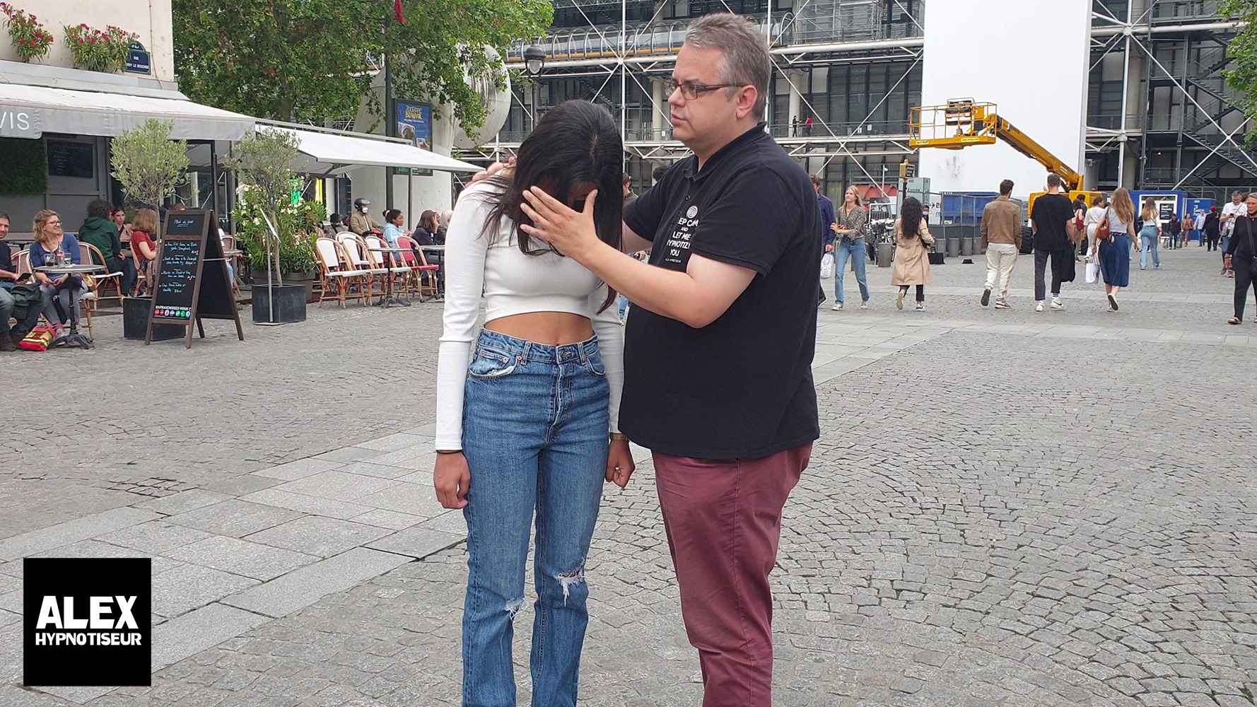 Hypnose de rue : Paris Beaubourg – Centre Pompidou